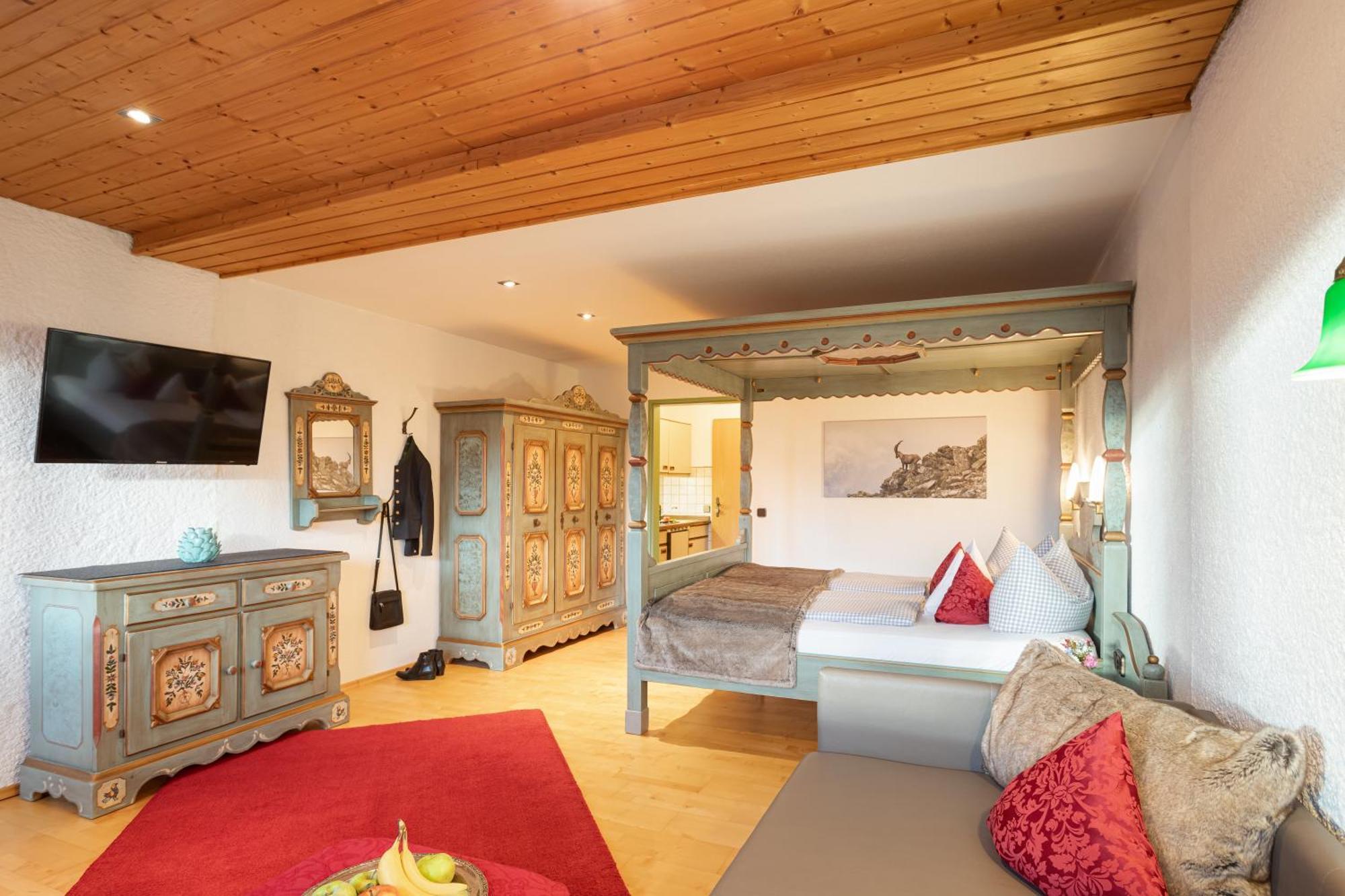 Familien- Und Wellnesshotel "Landhaus Viktoria" Oberstdorf Eksteriør bilde